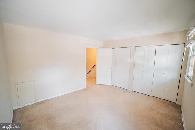 Building Photo - 2300 Naudain St