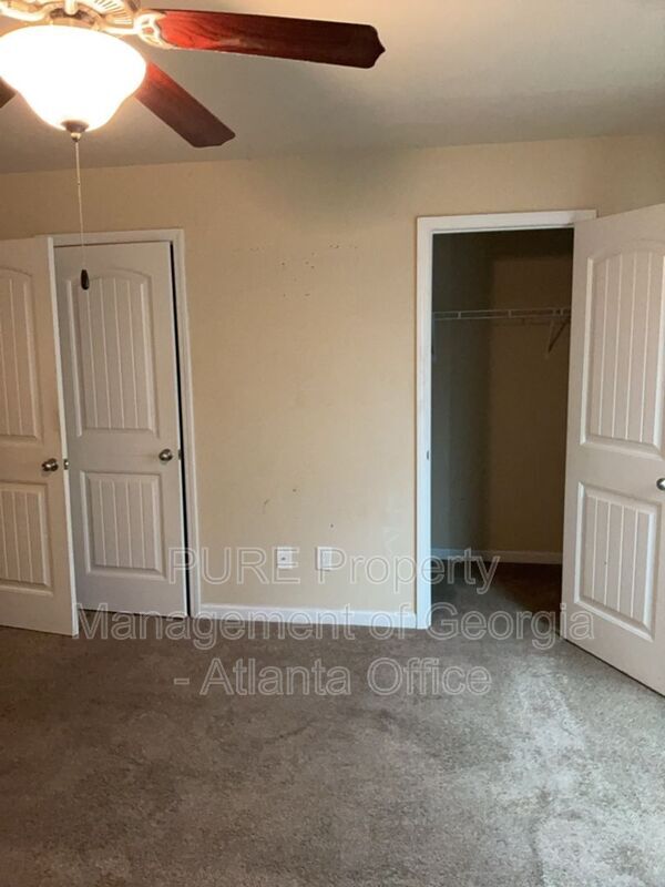 Building Photo - 400 Brookwood Crossing