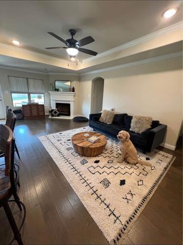 Building Photo - 2105 Hill Crest Ct