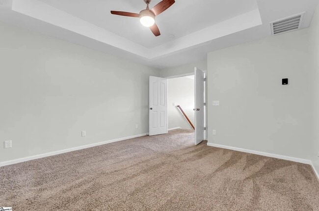 Building Photo - 512 Riverdale Rd