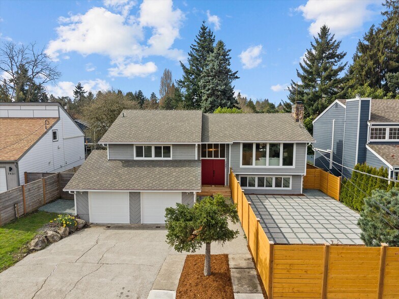 Building Photo - 7407 25th Ave NE