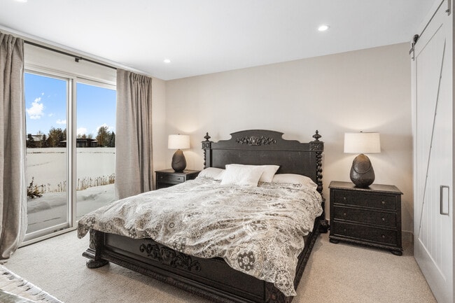 Building Photo - 45 Duckhorn Ln