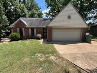 Building Photo - Renovated 3 Bedroom 2 Bath Home for Rent!