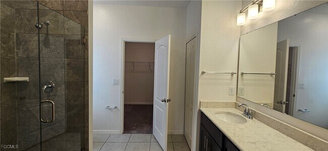 Building Photo - 408 Bahia Grande Ave