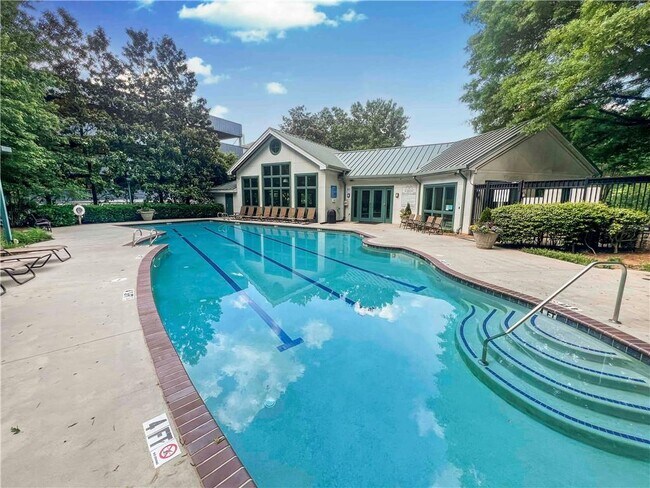 Building Photo - 2870 Pharr Ct S Northwest