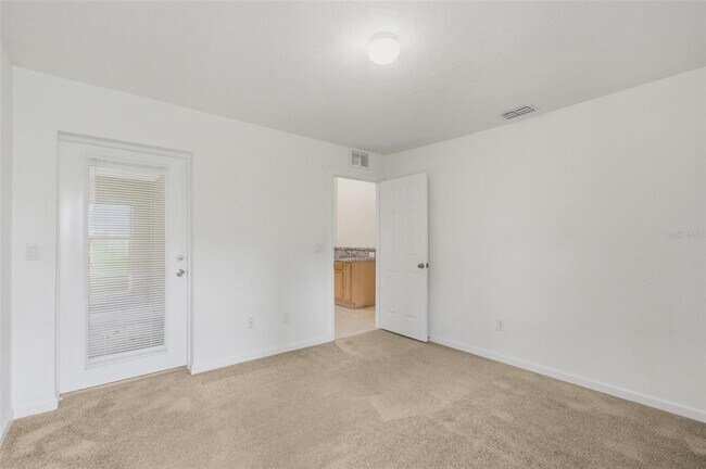 Building Photo - 6 Plateau Pl