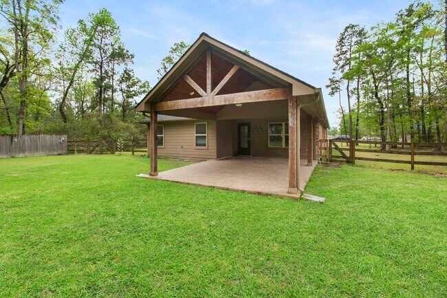 Building Photo - 4551 Axis Trail