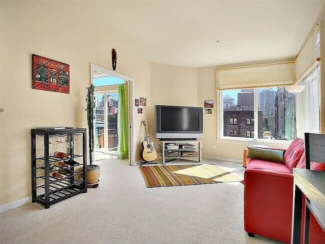 Building Photo - 1bd/1ba Apartment in Belltown