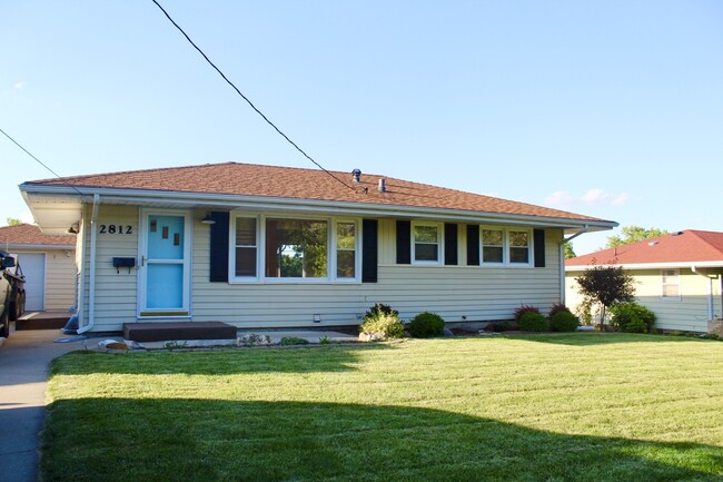 Building Photo - 2812 Richmond Ave