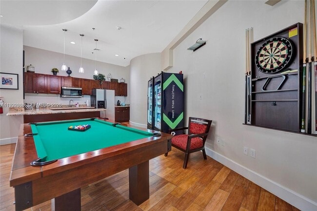 Building Photo - 1830 Radius Dr