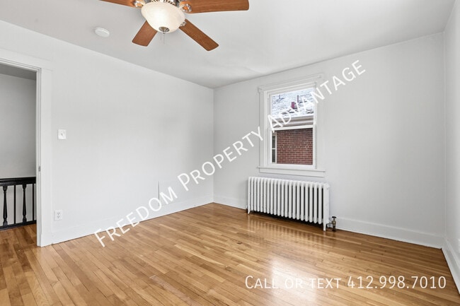 Building Photo - 755 Shady Dr E