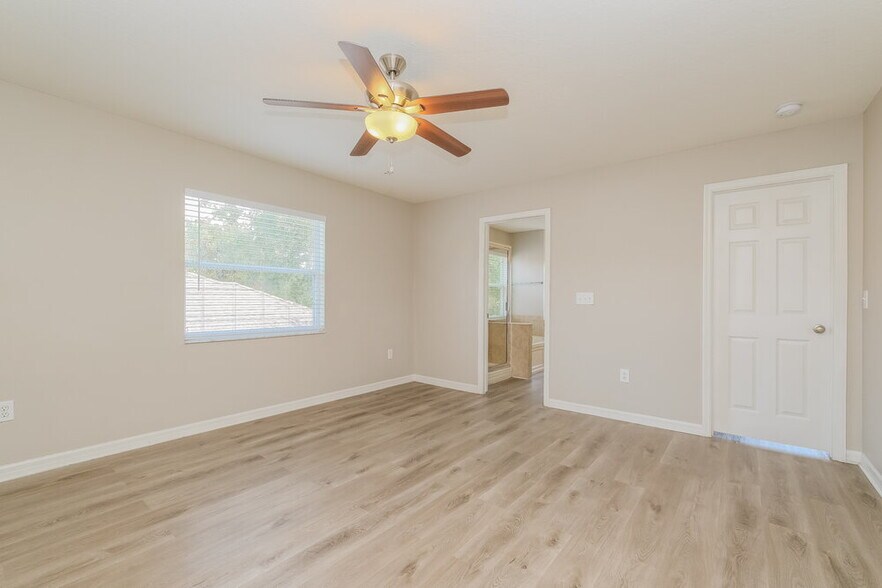 Building Photo - 5729 Sweet William Terrace