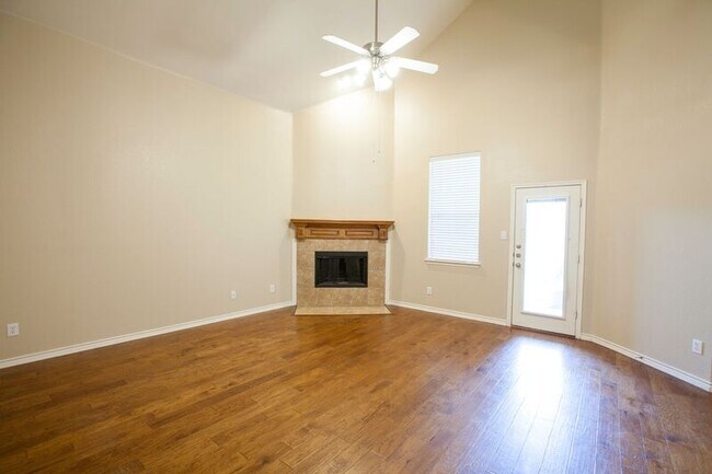 Building Photo - 13856 Fall Harvest Dr
