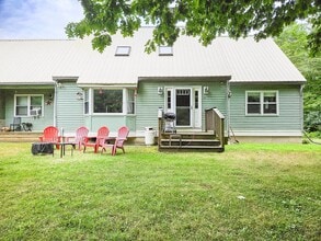 Building Photo - 34 Hidden Meadows Ln