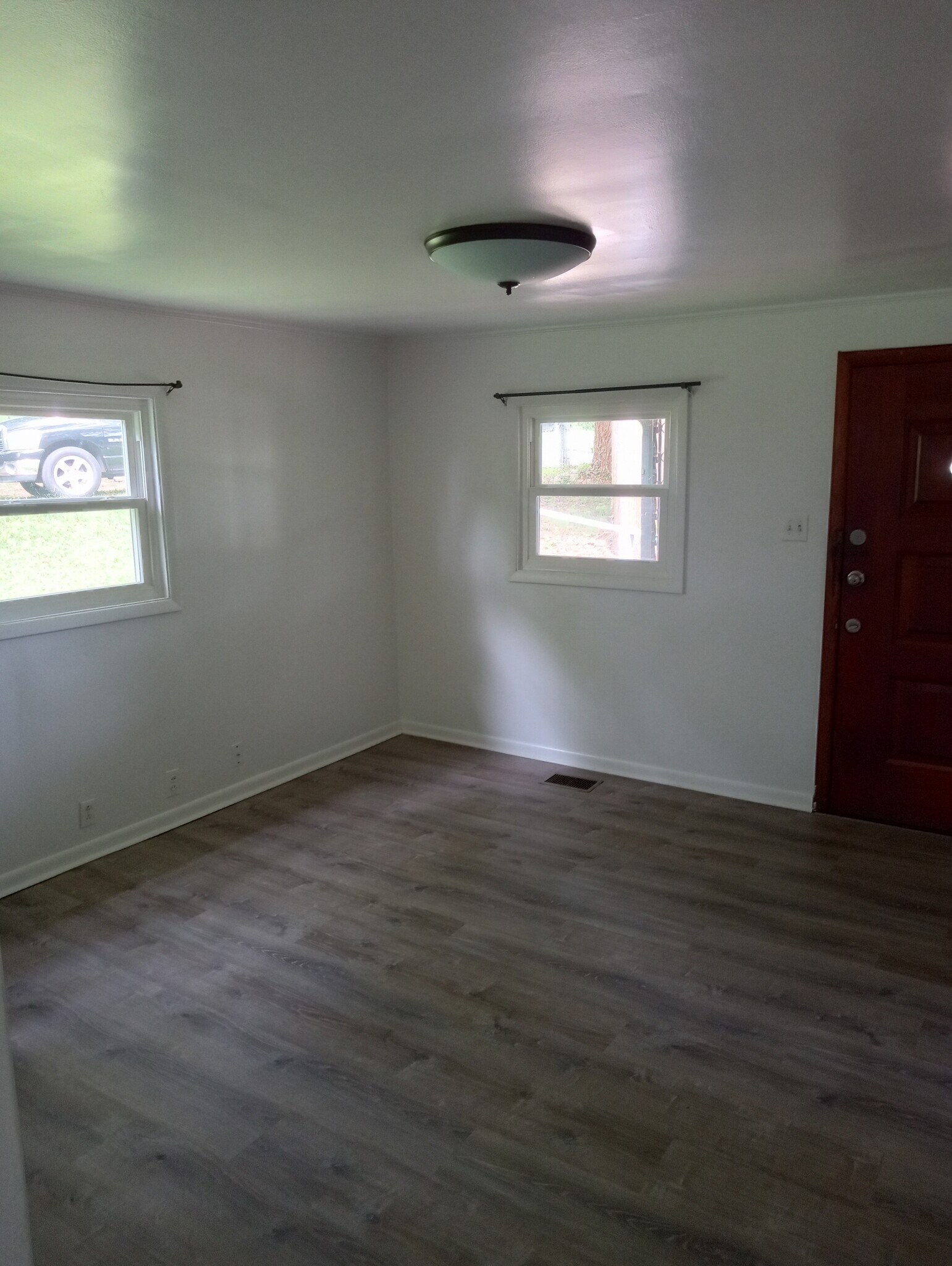 Building Photo - 4126 Apex Dr