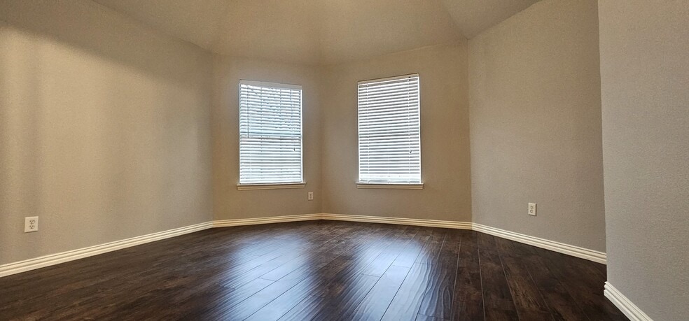 Building Photo - 6901 Millard Pond Dr