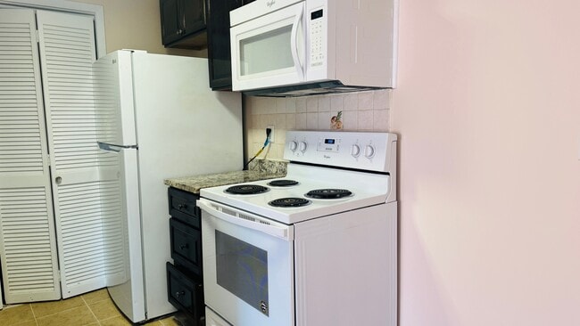 Building Photo - 2427 Washington Ave