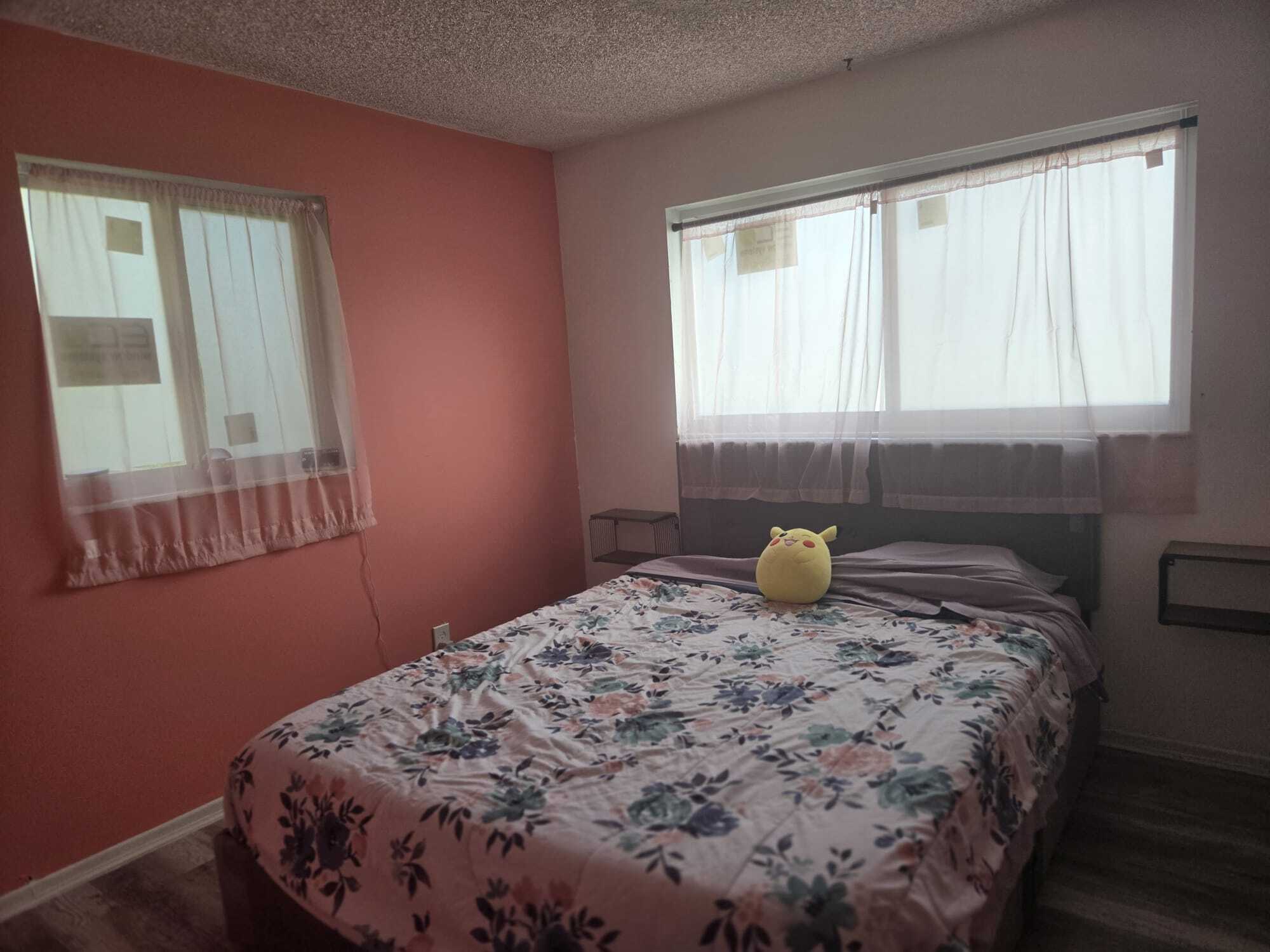 Room #1 - 5354 Marcia Pl