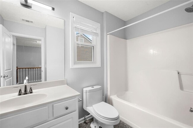 Building Photo - 702 Ashley Glen Ln