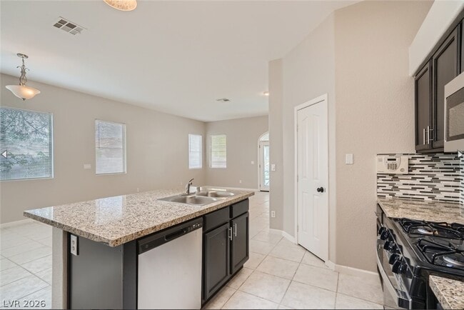 Building Photo - 401 Carlton Kay Pl