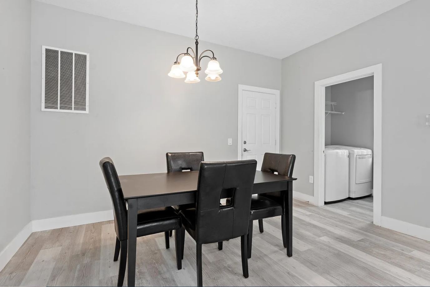 Building Photo - 450 Flamingo Ct