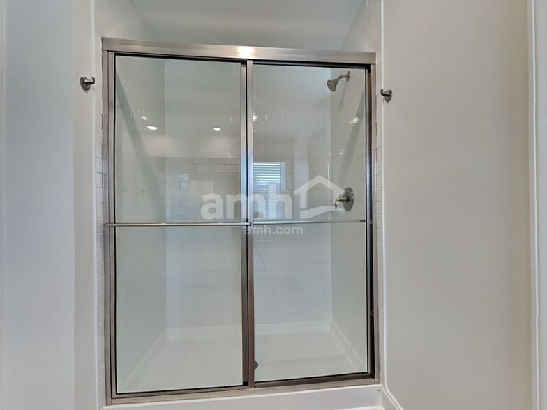 Building Photo - 200 Argea Dr