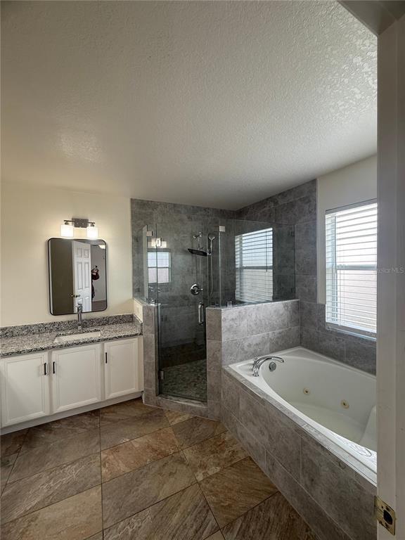 Building Photo - 401 Mallard Way