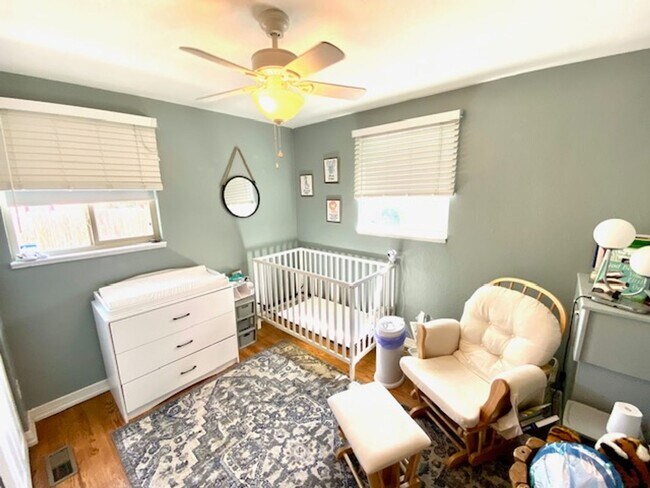Building Photo - Amazing Littleton Bungalow