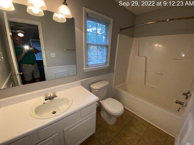 Building Photo - 5617 Middlefield Pl