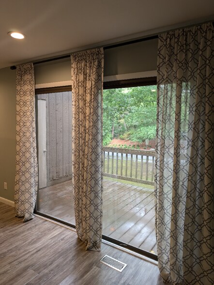 Building Photo - 116 Ridge Trail