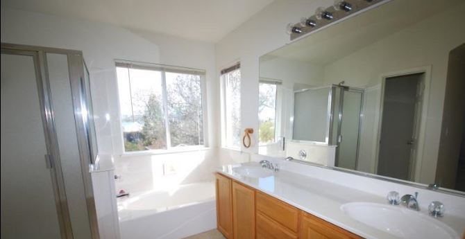 Building Photo - 5015 Sagan Ct