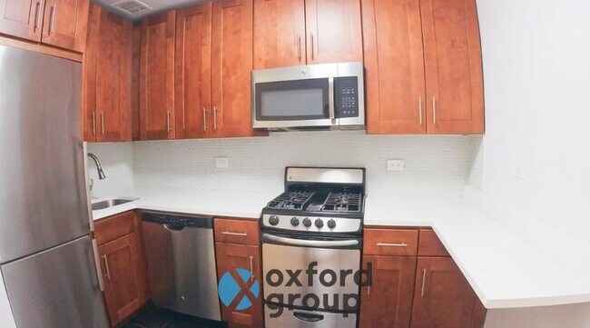 Building Photo - 1 bedroom in NEW YORK NY 10003
