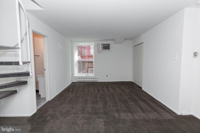 Building Photo - 2311 Spruce St