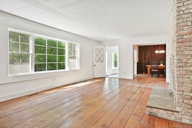 Building Photo - 231 N Georges Hill Rd