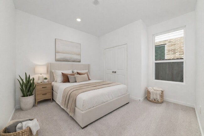 Building Photo - 6610 Sunset Velvet Dr