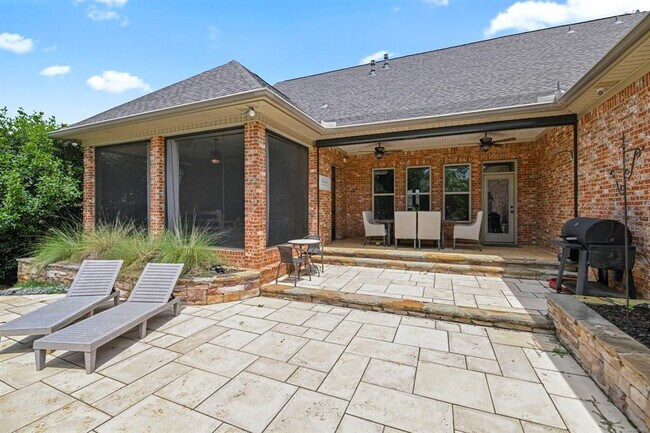 Building Photo - 101 Oak Ridge Ct