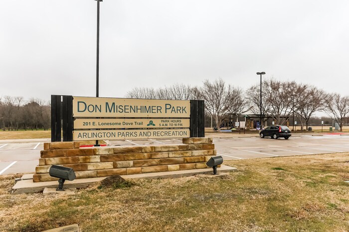 Building Photo - 7014 Snowivy Ct