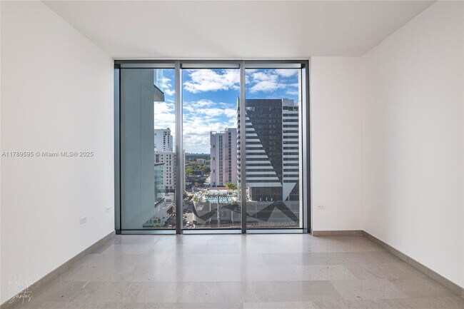 Building Photo - 88 SW 7th St