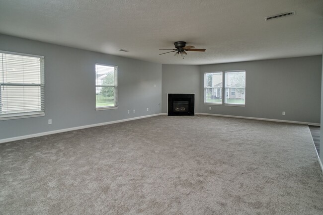 Building Photo - For Rent-Limestone Springs-4BDRM, 2.5BA