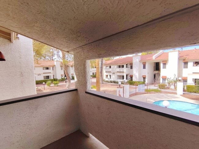 Building Photo - 6663 W Tropicana Ave