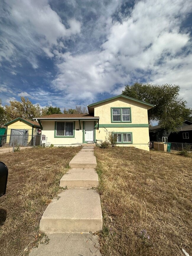 Building Photo - Move In Ready Home on Whitewood