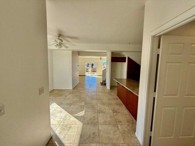 Building Photo - 13827 Luis Dr