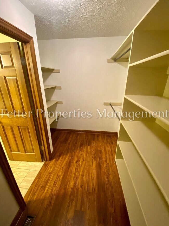 Building Photo - Beautiful 3 Bedroom Northside Home!