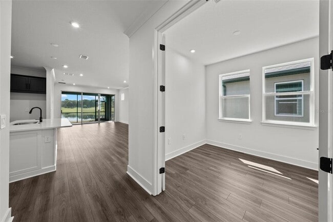 Building Photo - 3778 Maxwell Park Dr