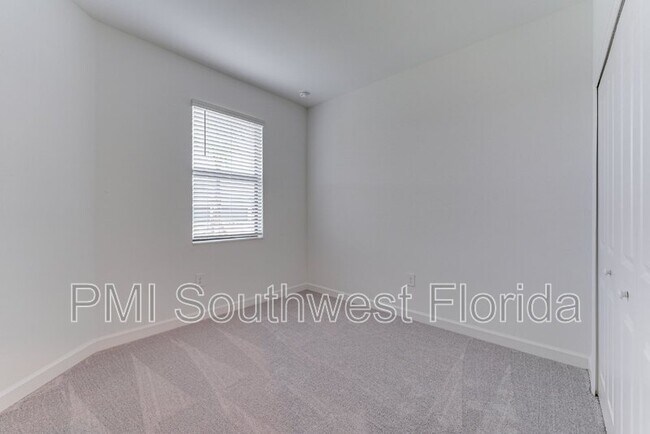 Building Photo - 5343 White Sand Cv