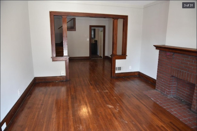 Living Room - 1111 S Champion Ave