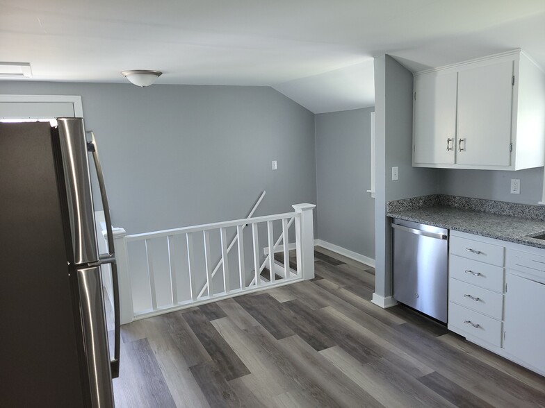 Building Photo - 513 Home Ave