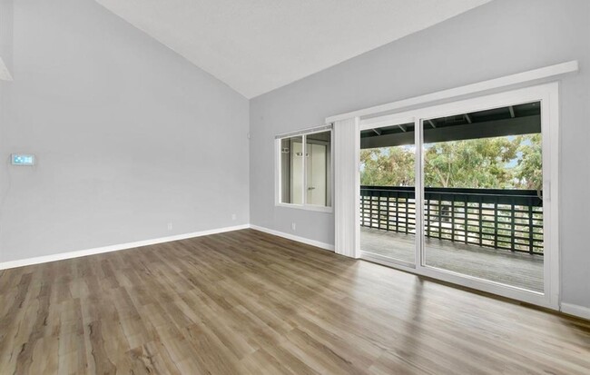 Building Photo - Gorgeous 2 Bed, 1 Bath Condo in Vallejo --...