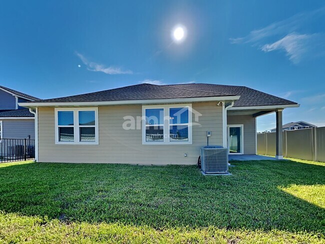 Building Photo - 914 Tan Tara Trl
