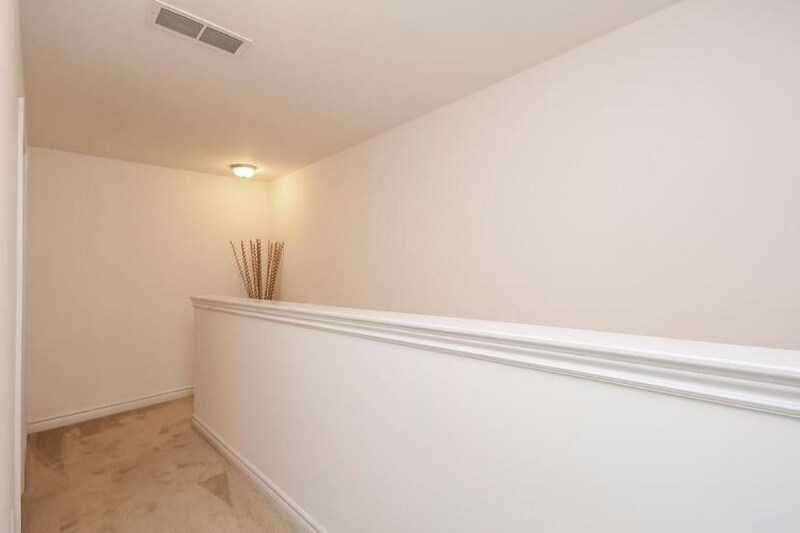Building Photo - 3370 Endsleigh Ln
